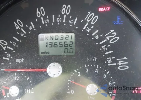 2004 Volkswagen New Beetle Gls 2.0L z USA, uszkodzony, nr VIN 3VWCK31C94M423368